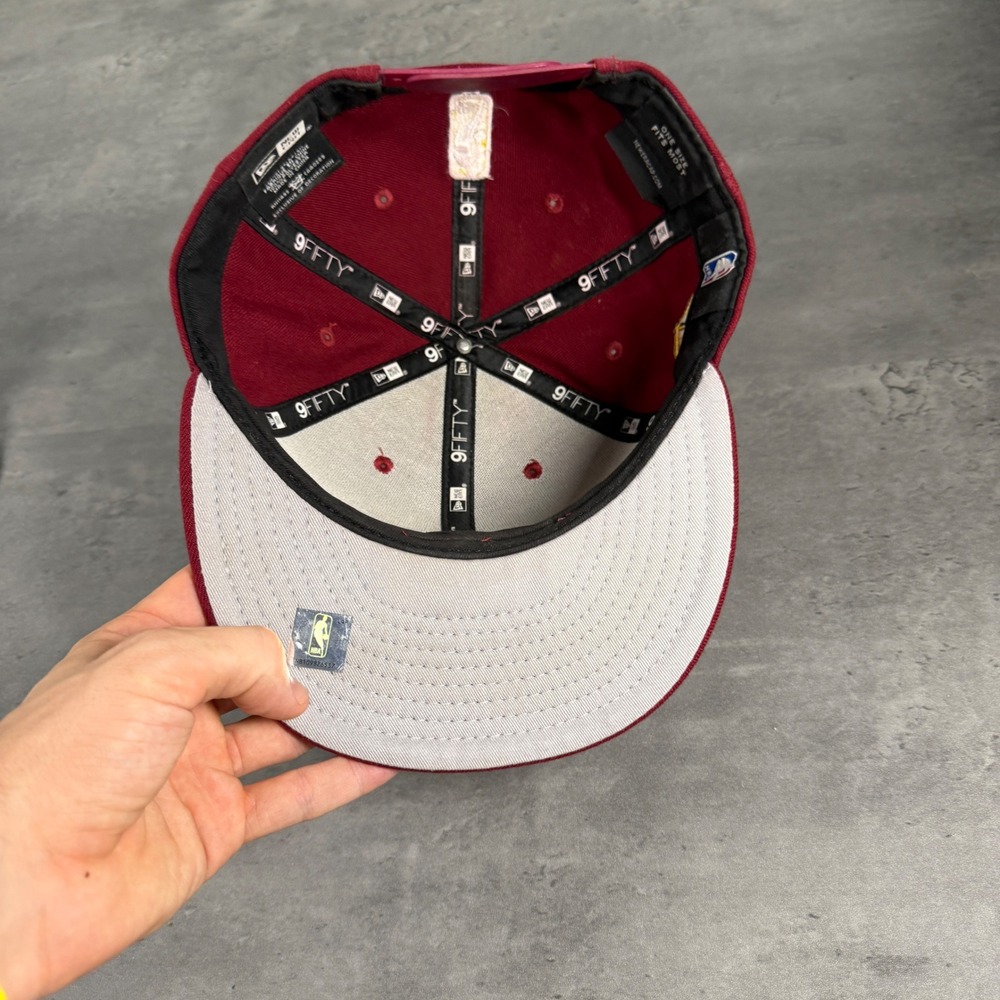 New Era Cleveland Cavaliers Snapback Hat Wine Red Big Logo NBA Hat Flat Brim - Picture 7 of 8